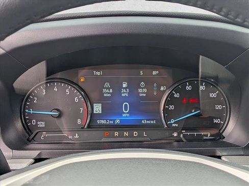 Used 2024 Ford Explorer XLT w/ Equipment Group 202A RWD image 9