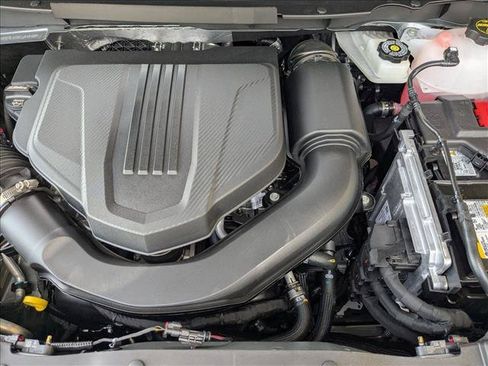 New 2026 Chevrolet Traverse RS w/ LPO, Floor Liner Package FWD image 17