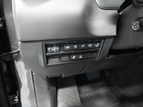 Used 2023 Toyota Sequoia Platinum image 25