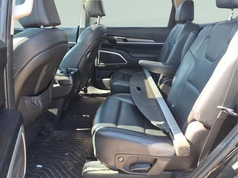 Used 2020 Kia Telluride S FWD image 20