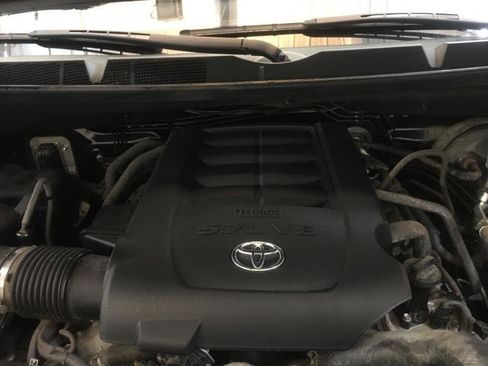 Used 2021 Toyota Tundra SR5 w/ TRD Sport Package AWD/4WD image 15