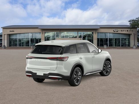 New 2026 INFINITI QX60 Luxe image 5