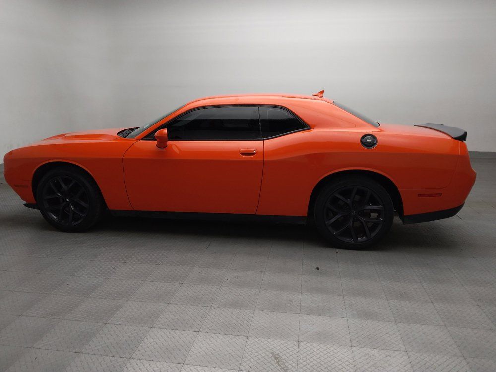 Used 2022 Dodge Challenger SXT w/ Blacktop Package RWD image 3