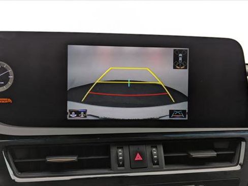 Used 2022 Lexus ES 300h F Sport FWD image 29