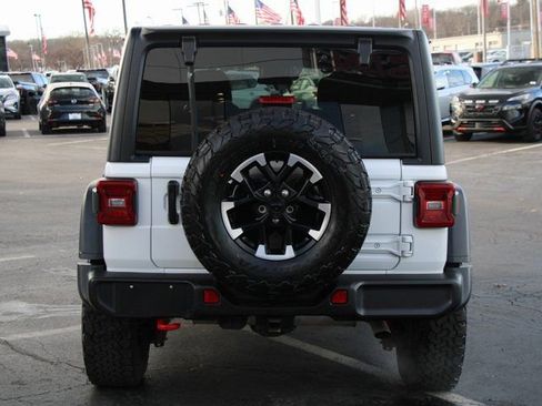 Used 2025 Jeep Wrangler Unlimited Rubicon image 8