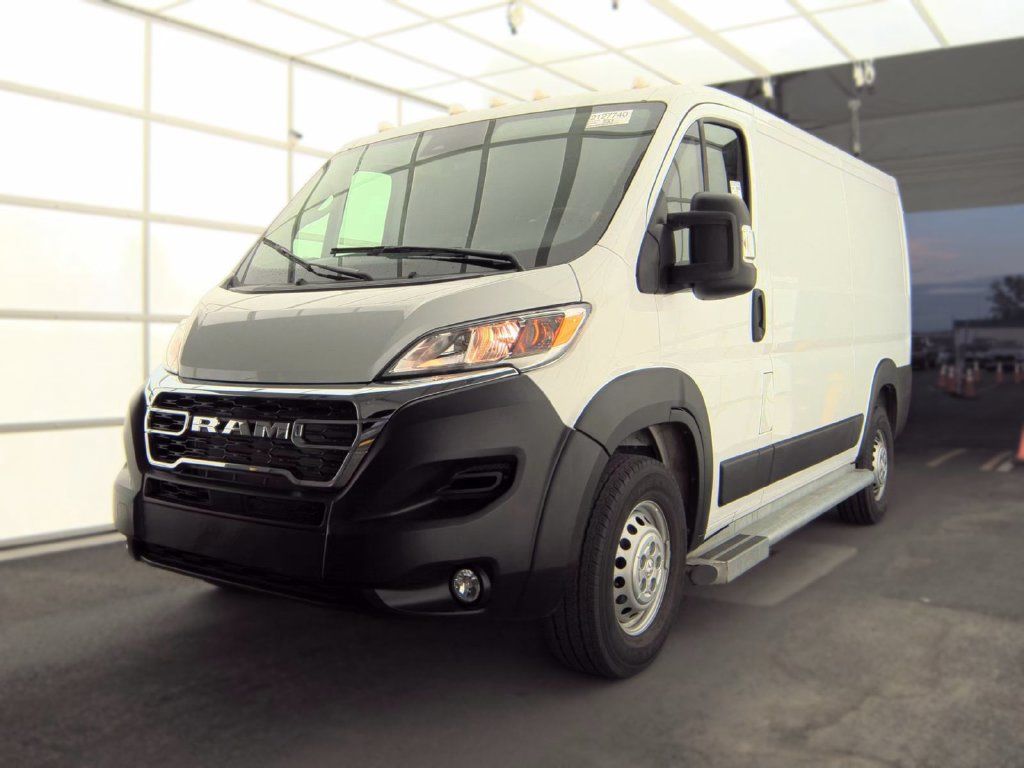 Used 2025 RAM ProMaster 2500 w/ U-Haul Equipment Group FWD image 1