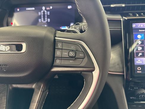 Used 2023 Jeep Grand Cherokee L Limited w/ Trailer Tow Group (B) image 21