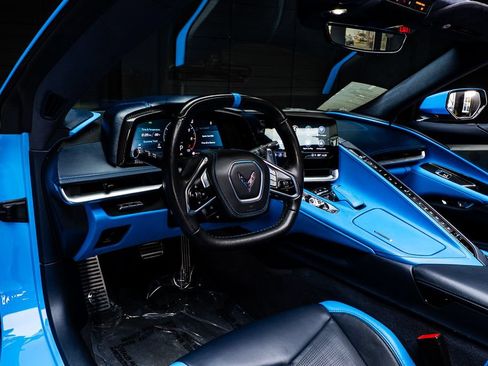 Used 2022 Chevrolet Corvette Stingray Premium Cpe w/ Battery Protection Package RWD image 27