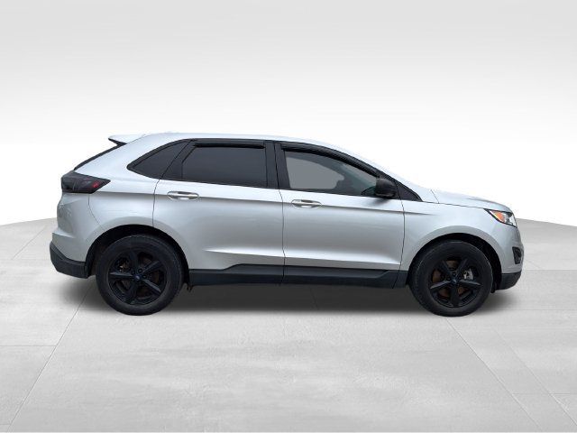 Used 2018 Ford Edge SE AWD/4WD image 4