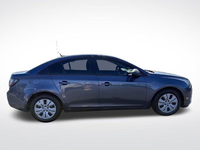 Used 2013 Chevrolet Cruze LS FWD image 37