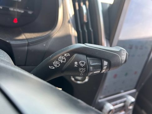 Used 2024 Ford Edge Titanium AWD/4WD image 22