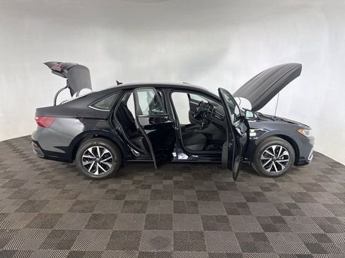 Used 2025 Volkswagen Jetta S FWD image 16