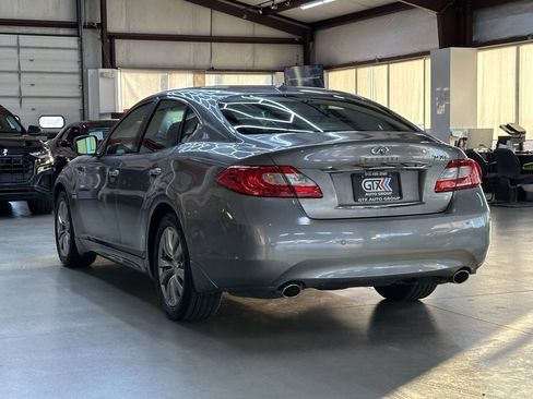 Used 2013 INFINITI M35 w/ Premium Pkg RWD image 4