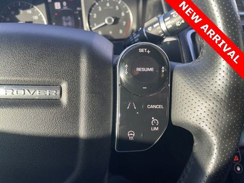 Used 2018 Land Rover Range Rover Velar S image 13