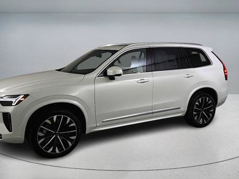 Used 2026 Volvo XC90 B6 Plus w/ Protection Package Premier AWD/4WD image 8