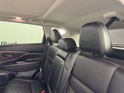 Used 2024 Nissan Murano Platinum w/ Cargo Package image 25