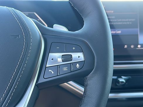 New 2026 BMW X5 xDrive40i w/ Premium Package image 18