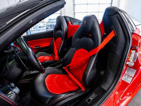 Used 2016 Ferrari 488 Spider image 45