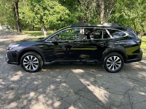 Certified 2023 Subaru Outback Limited XT AWD/4WD image 5