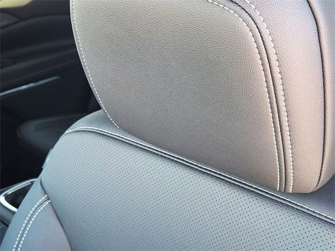 New 2026 Chevrolet Traverse LT w/ Midnight/Sport Edition image 16