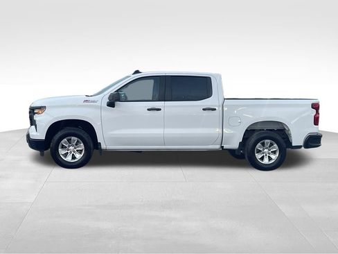 Used 2023 Chevrolet Silverado 1500 W/T w/ WT Value Package image 4