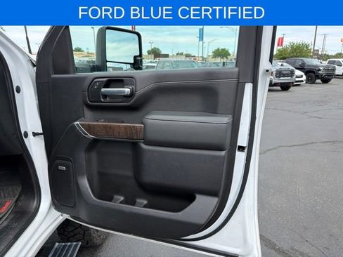 Used 2021 GMC Sierra 3500 Denali w/ Denali Ultimate Package AWD/4WD image 33