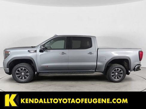 Used 2024 GMC Sierra 1500 AT4 w/ AT4 Premium Package AWD/4WD image 8