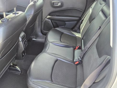Used 2021 Jeep Compass Latitude FWD image 12