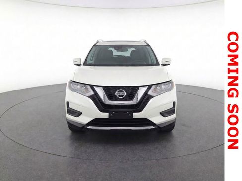 Used 2020 Nissan Rogue SV w/ Premium Package image 7