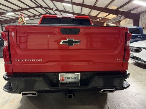 Used 2024 Chevrolet Silverado 1500 LT Trail Boss w/ Convenience Package II image 7