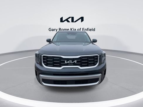 Certified 2023 Kia Telluride S image 3