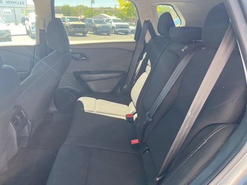 Used 2023 Nissan Rogue S FWD image 7