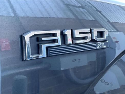 Used 2017 Ford F150 XL w/ Equipment Group 101A Mid image 9