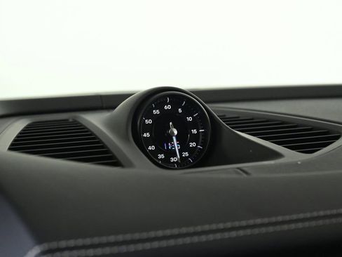 New 2025 Porsche Macan 4S Electric image 20