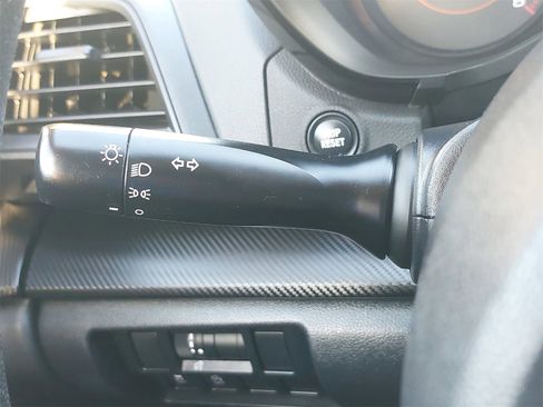 Used 2023 Subaru Crosstrek 2.0i image 24