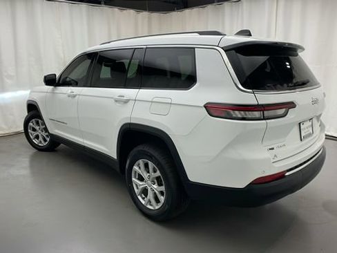 Used 2023 Jeep Grand Cherokee L Limited image 35