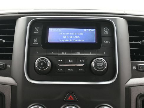 Used 2018 RAM 2500 Tradesman w/ Chrome Appearance Group AWD/4WD image 32