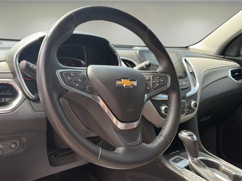 Used 2018 Chevrolet Equinox Premier AWD/4WD image 12