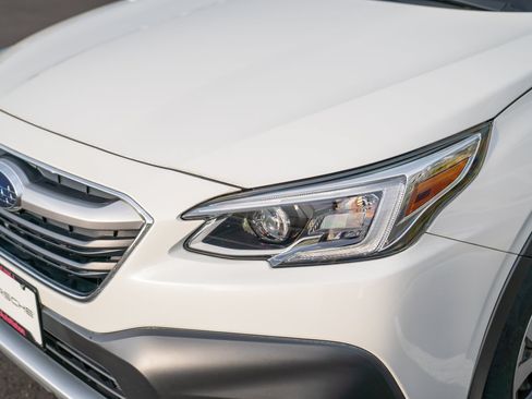 Used 2020 Subaru Outback Touring AWD/4WD image 28