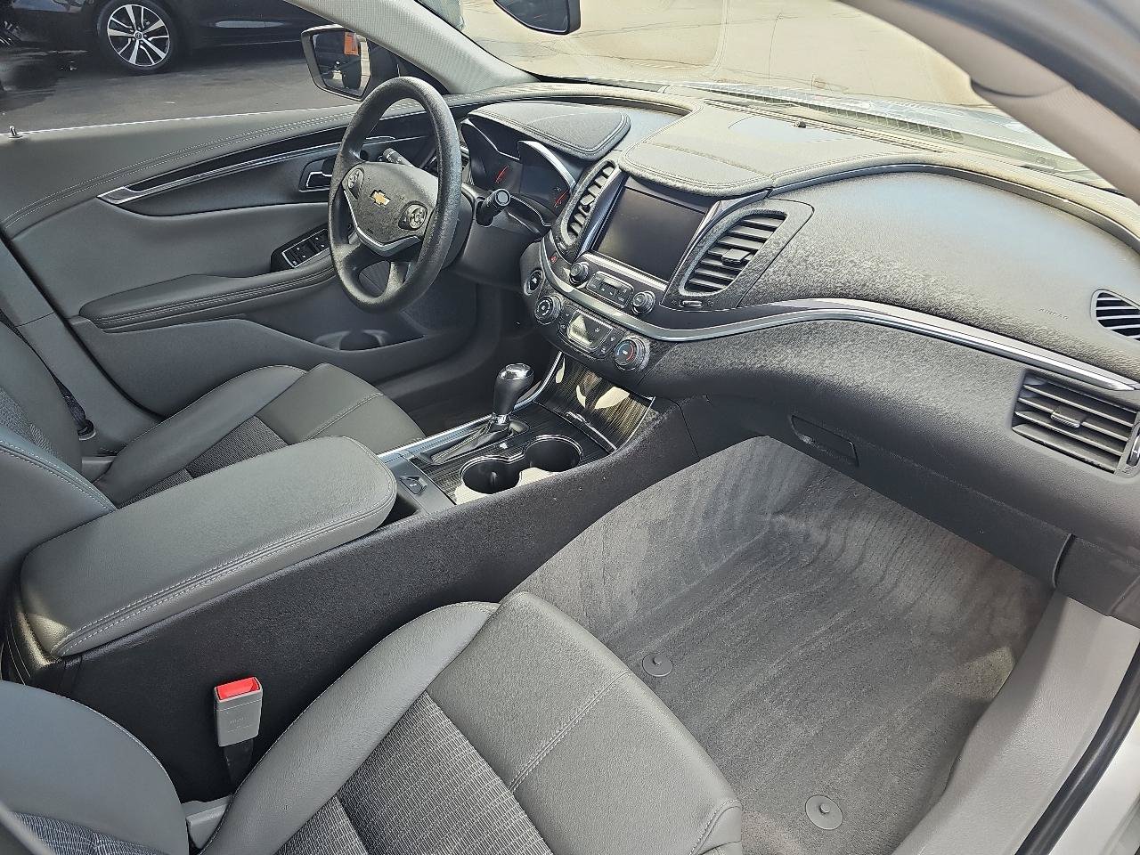 Used 2018 Chevrolet Impala LS FWD image 14