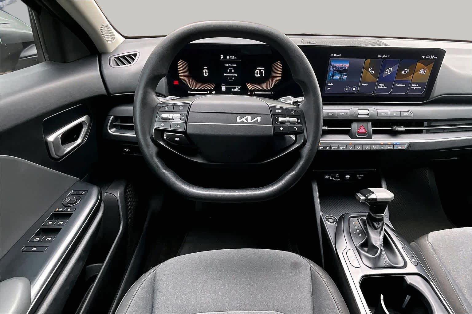 Used 2025 Kia K4 FWD image 6
