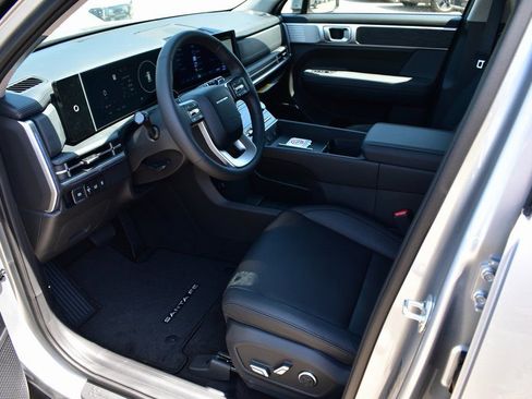 New 2025 Hyundai Santa Fe Limited FWD image 17