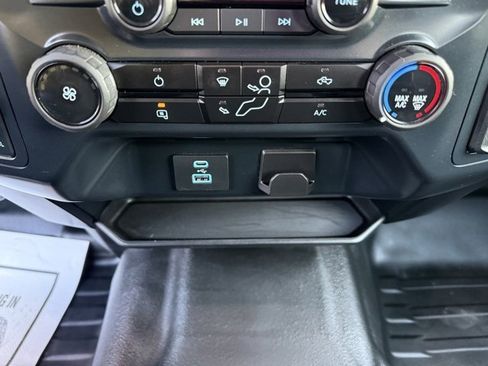 Used 2024 Ford F150 XL image 23