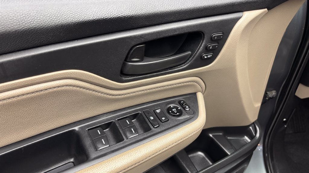 Used 2019 Honda Odyssey Touring image 17
