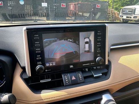 Used 2019 Toyota RAV4 Limited AWD/4WD image 27