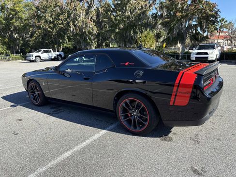 Used 2020 Dodge Challenger R/T Scat Pack image 5