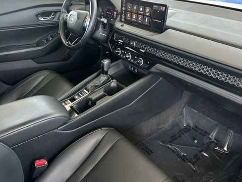 Used 2023 Honda Accord EX-L image 17