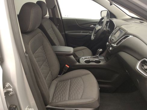 Used 2020 Chevrolet Equinox LT FWD image 21