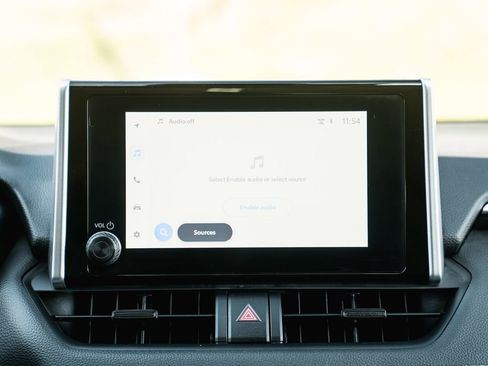 Certified 2024 Toyota RAV4 XLE image 21