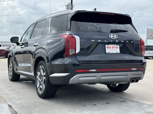 Used 2024 Hyundai Palisade Limited FWD image 9